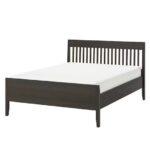 Giường ngủ kiểu truyền thống